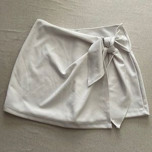 White tie waist skort Boutique